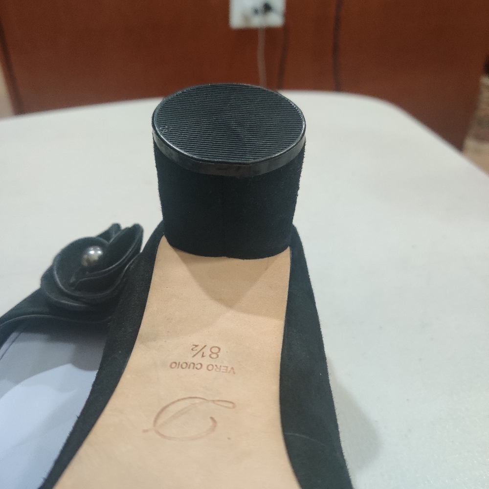 Delman Black Suede Heels NEW - Picture 13 of 16